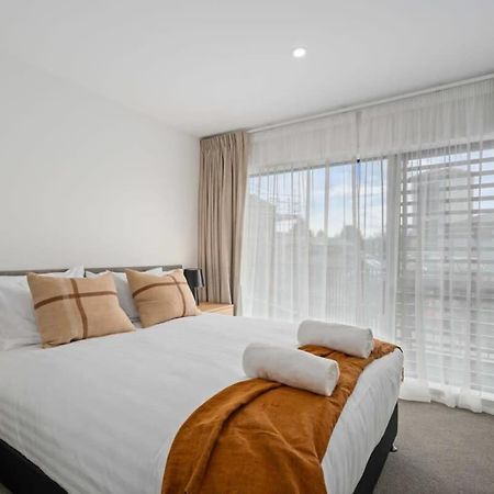 Alps And Lake Retreat Wanaka Albert Town ภายนอก รูปภาพ